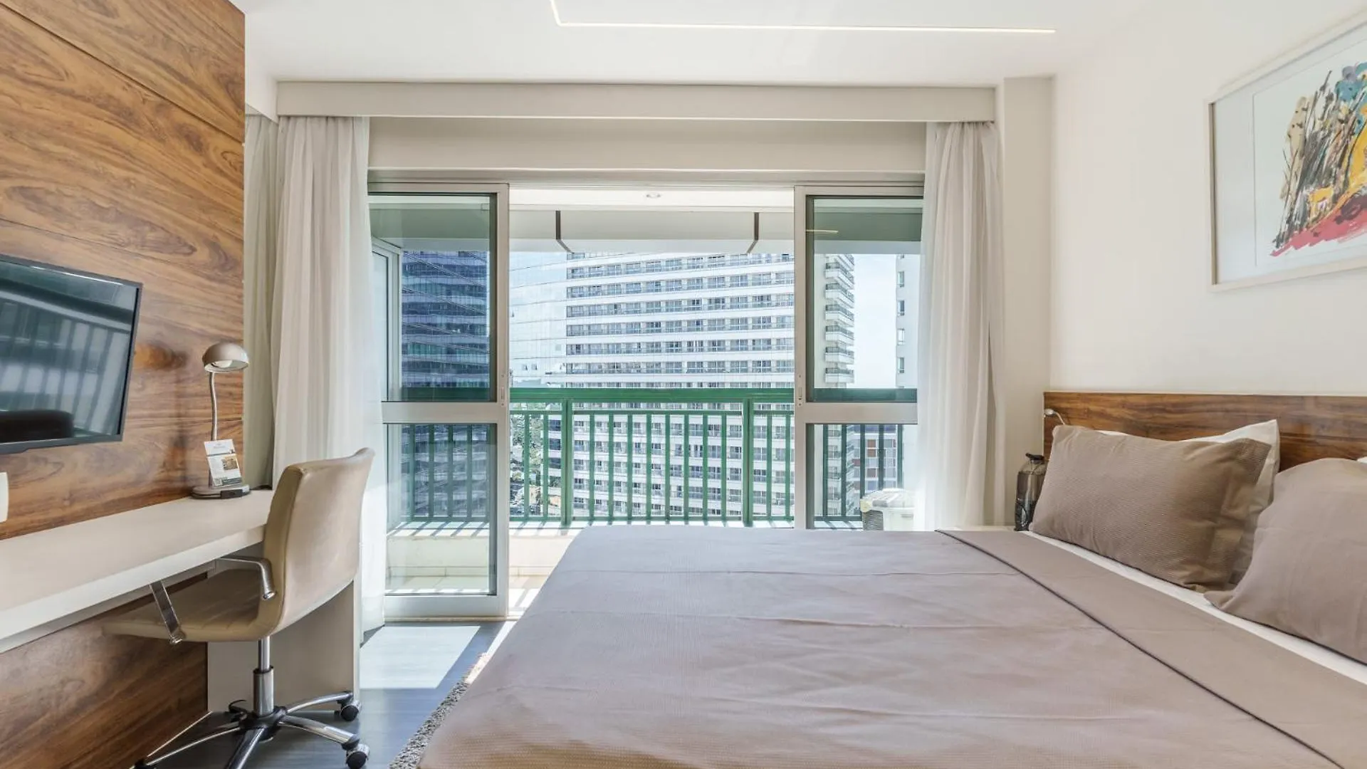 Fusion Hplus Express + Brasilia Hotel