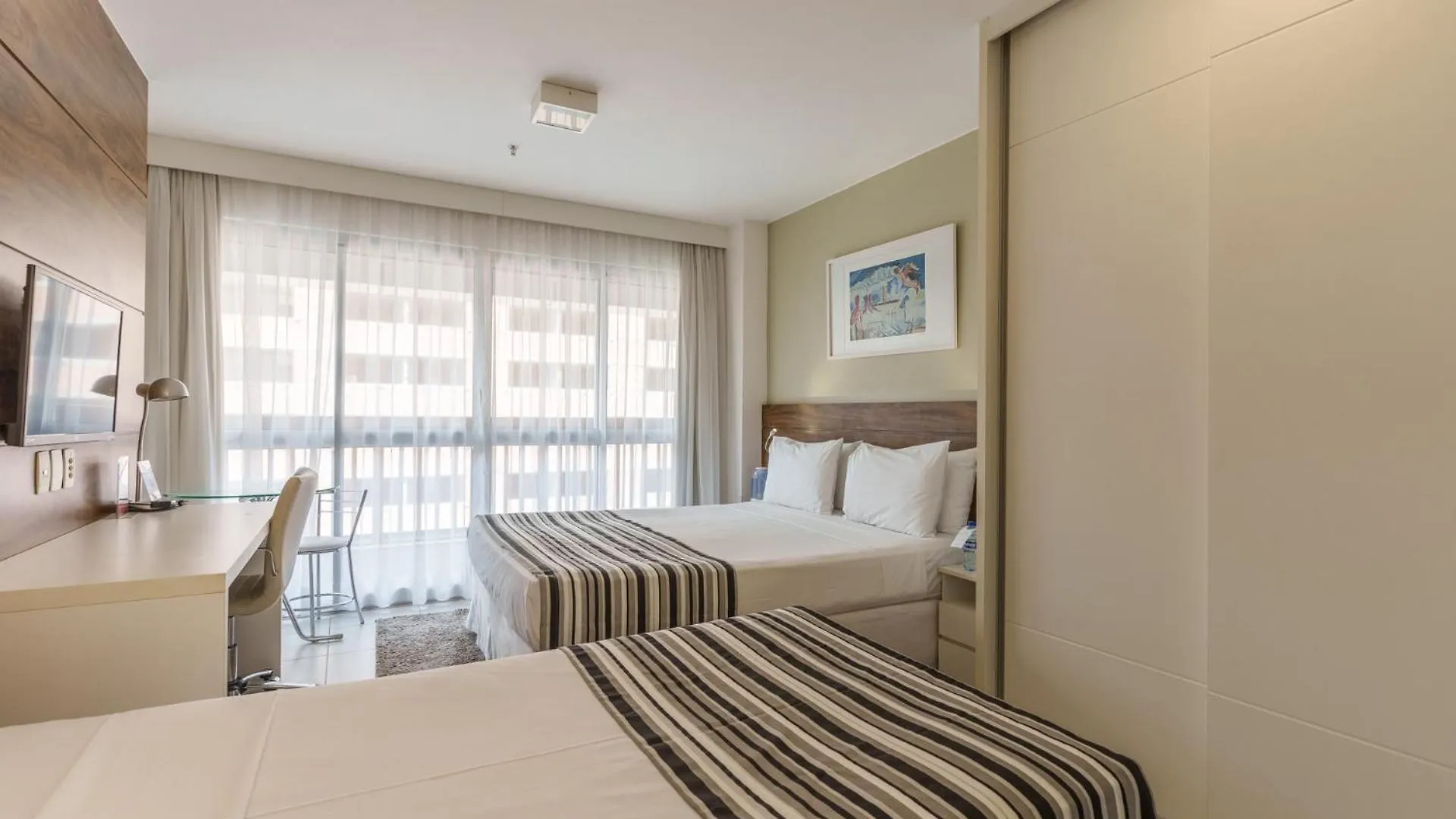 Hotel Fusion Hplus Express + Brasília
